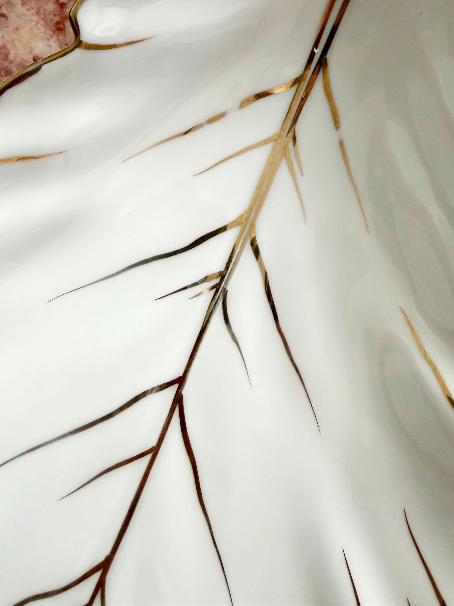 Noritake gold-gilt porcelain leaf dish