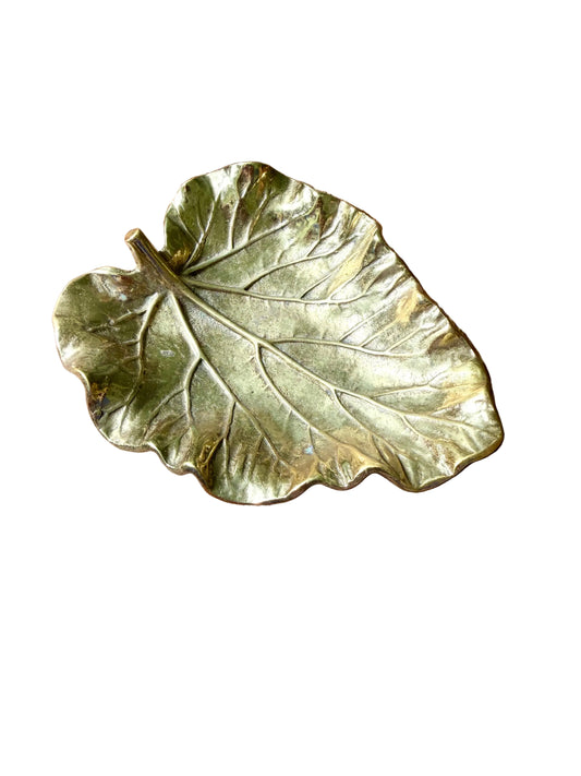 Virginia Metalcrafters rhubarb leaf dish