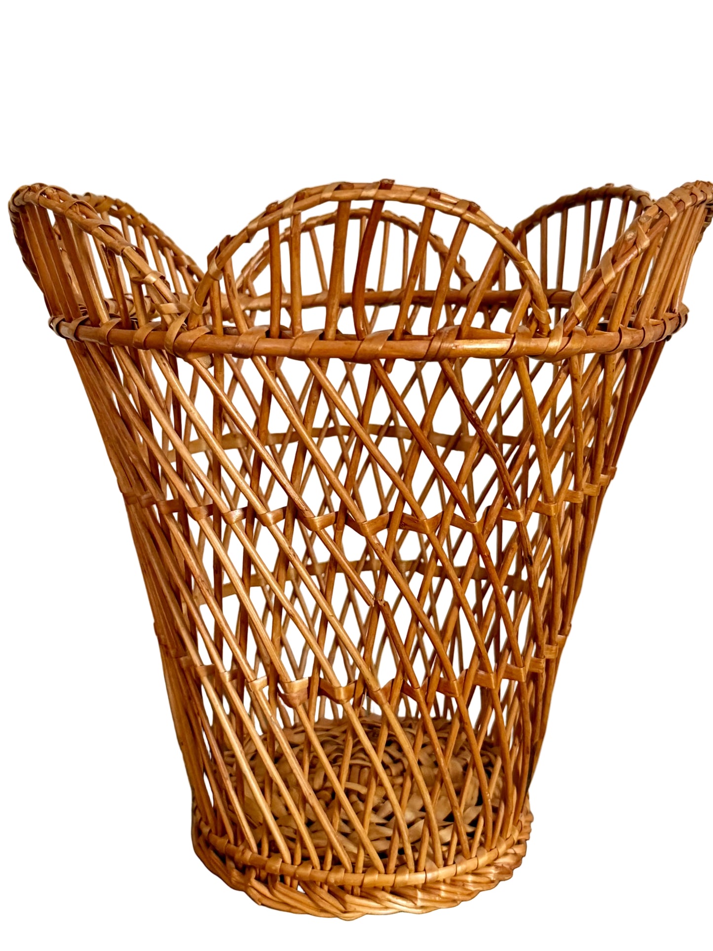 scalloped woven wicker basket