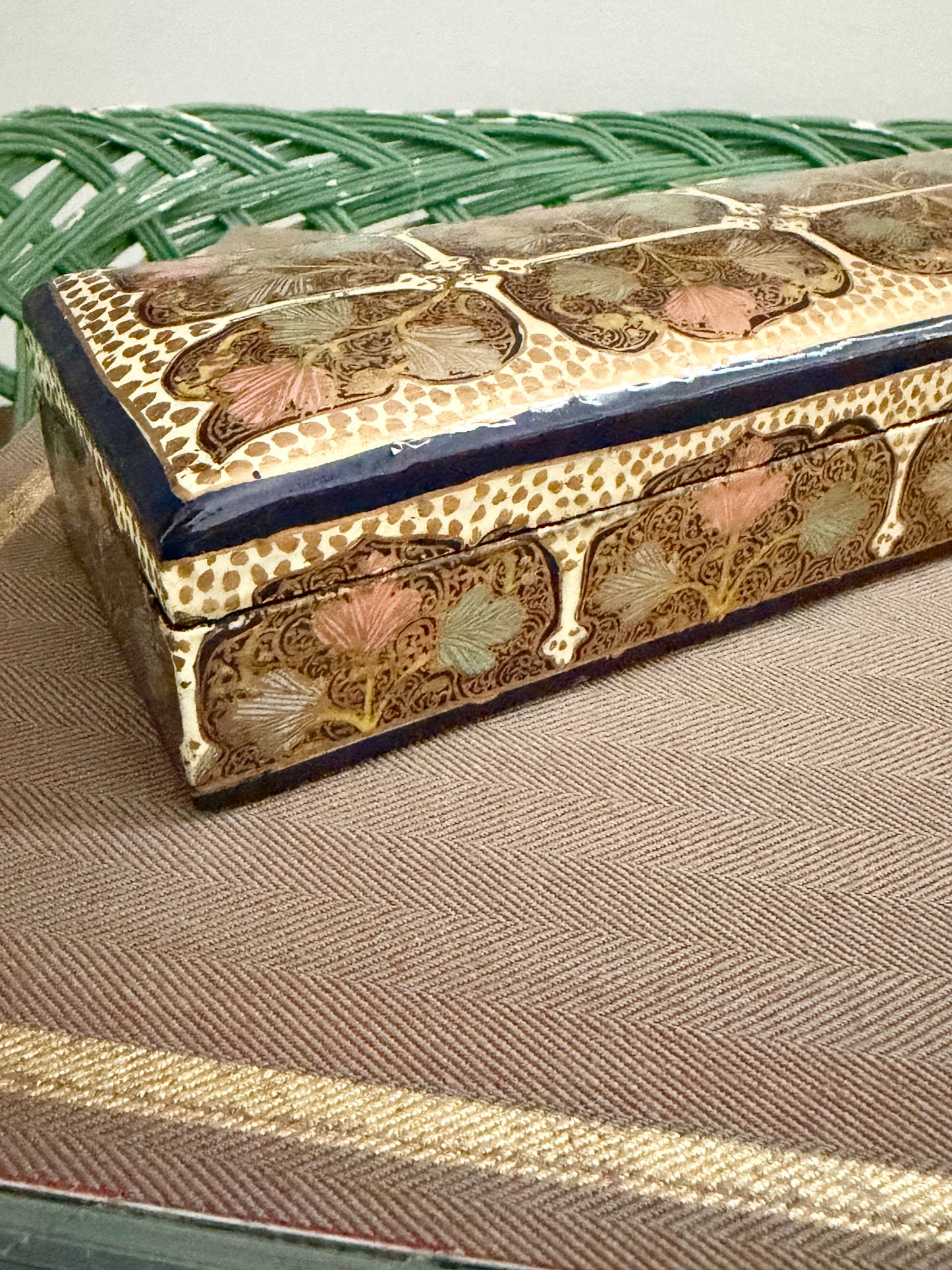hand painted rectangle Kashmiri box