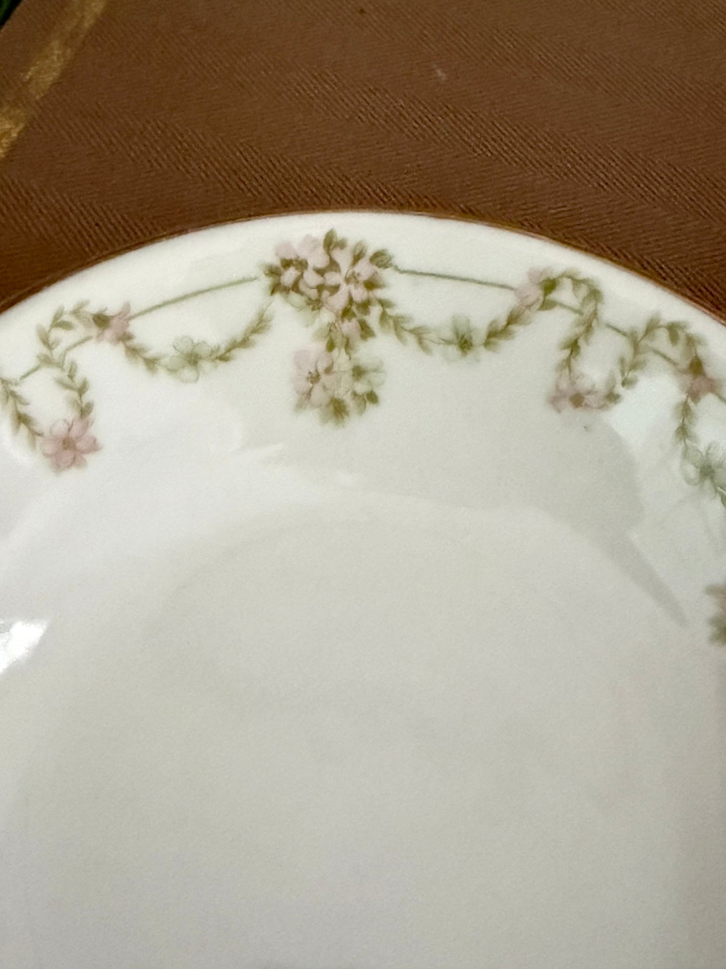 Tirschenreuth "Arbatus" Bavaria floral garland bowl