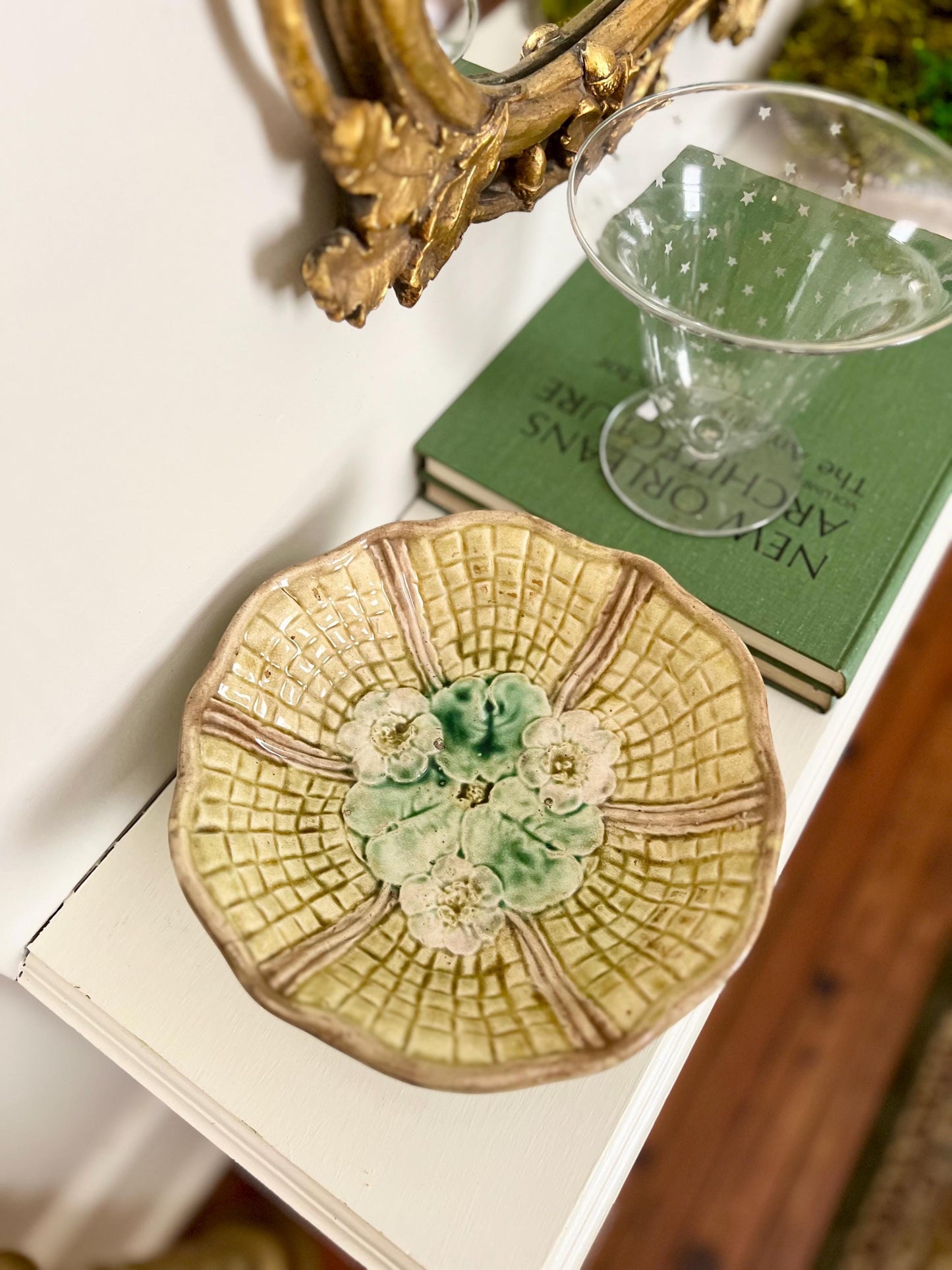 majolica lily pad footed bowl
