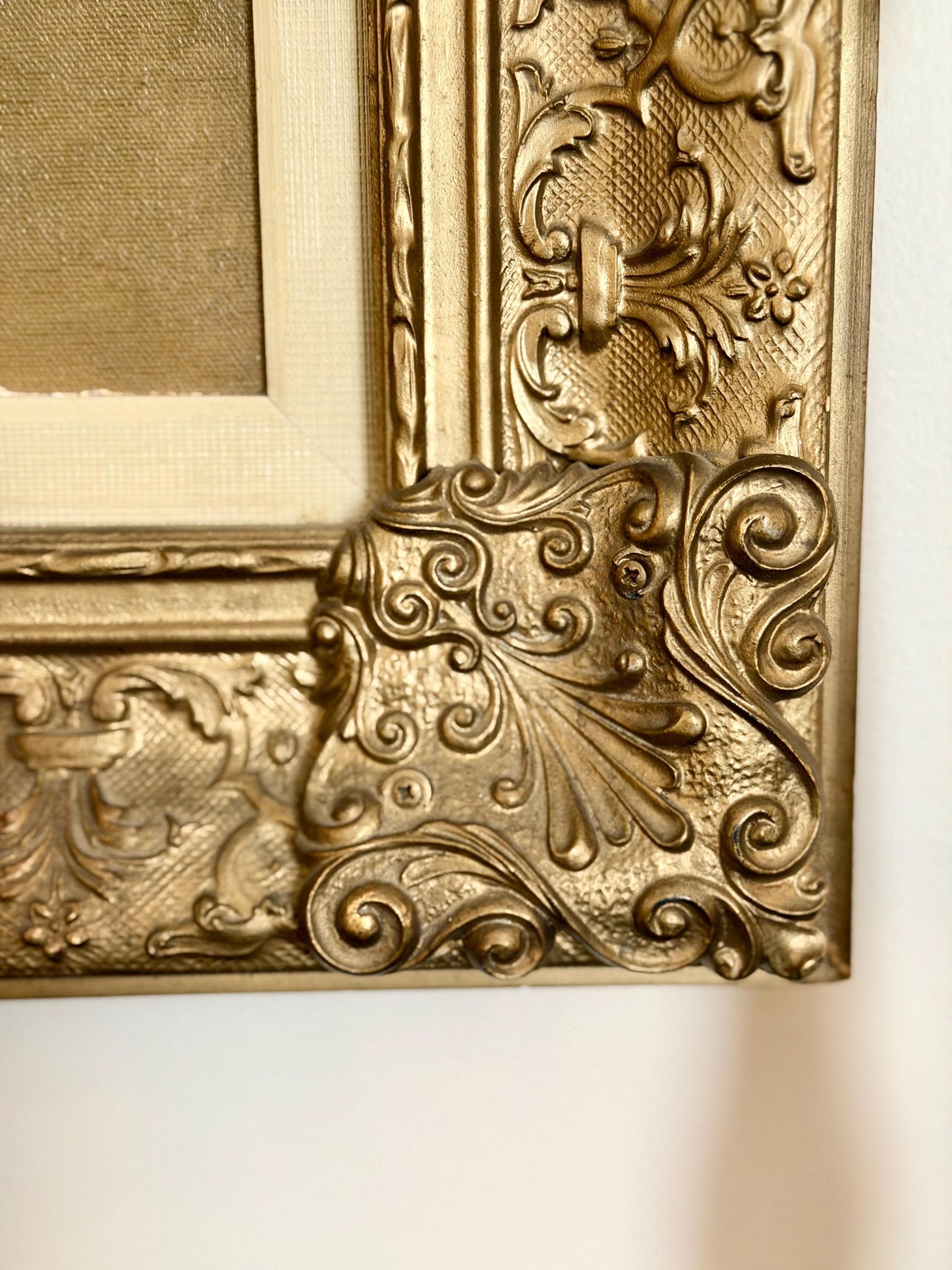 Ludwig Sohler floral painting in ornate gold gilt frame