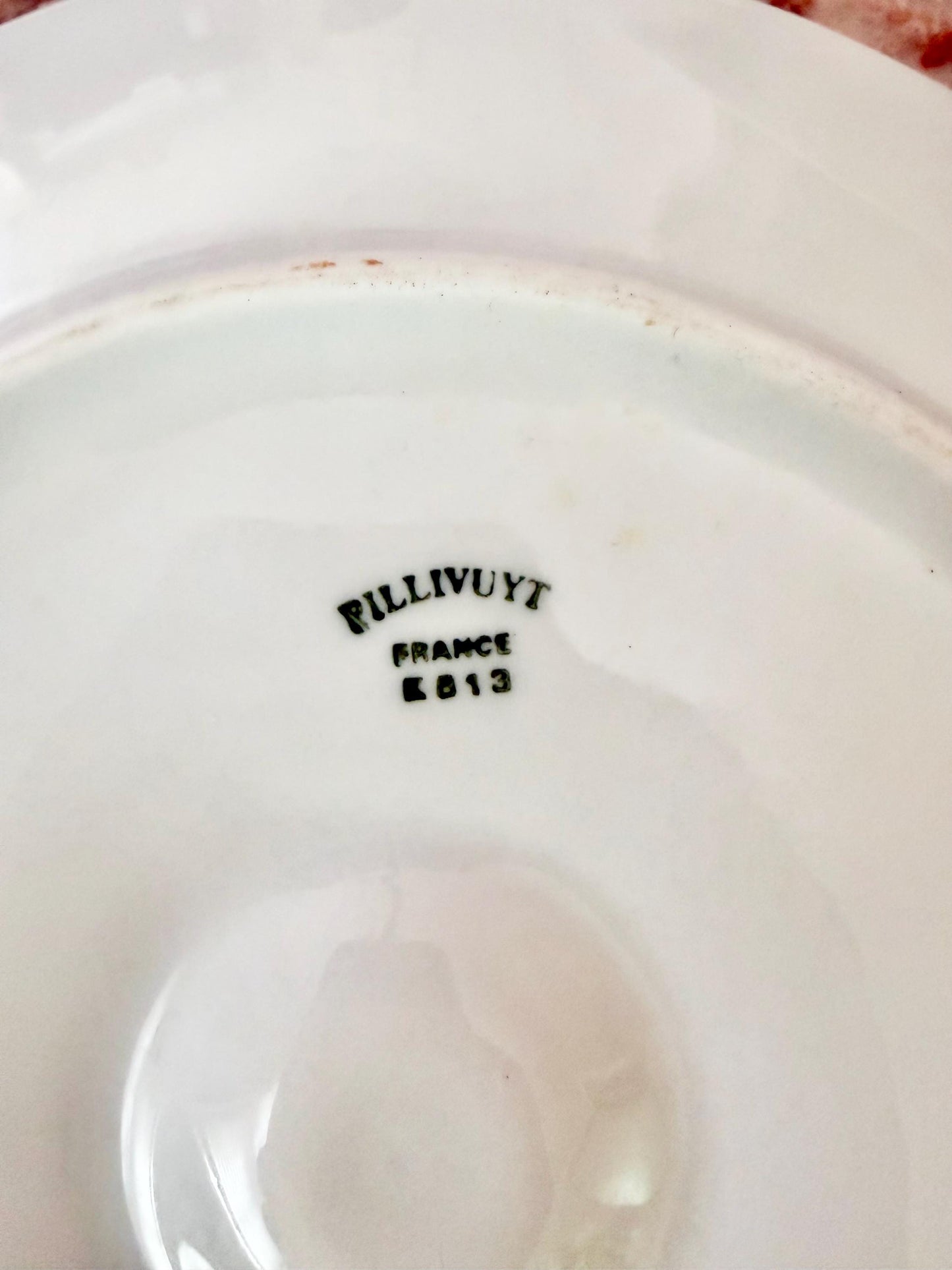 Pillivuyt French white oyster plate