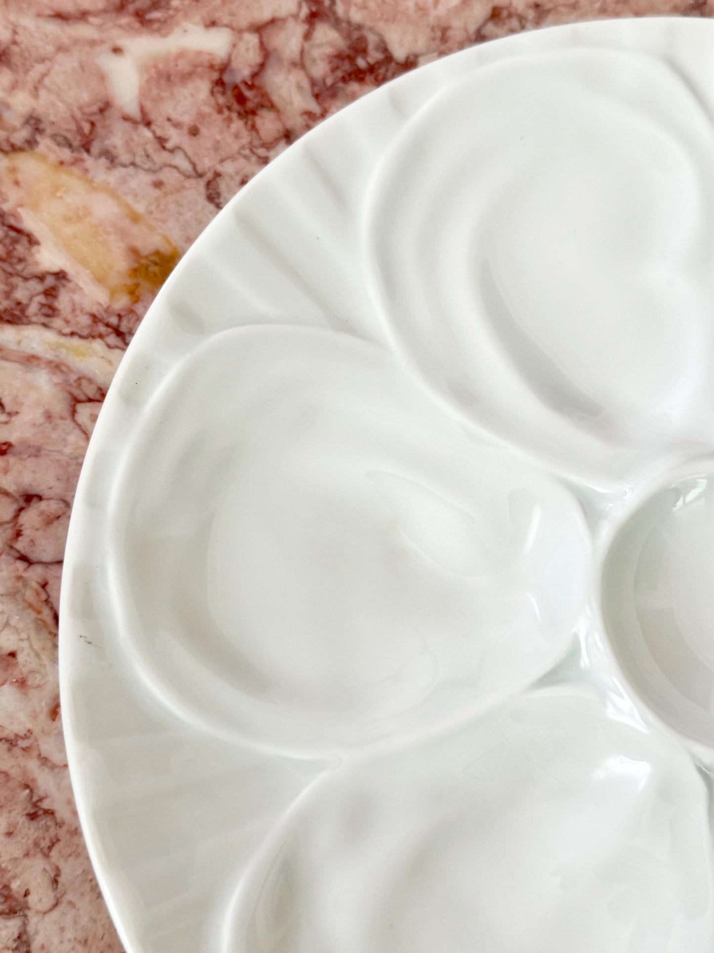 Pillivuyt French white oyster plate
