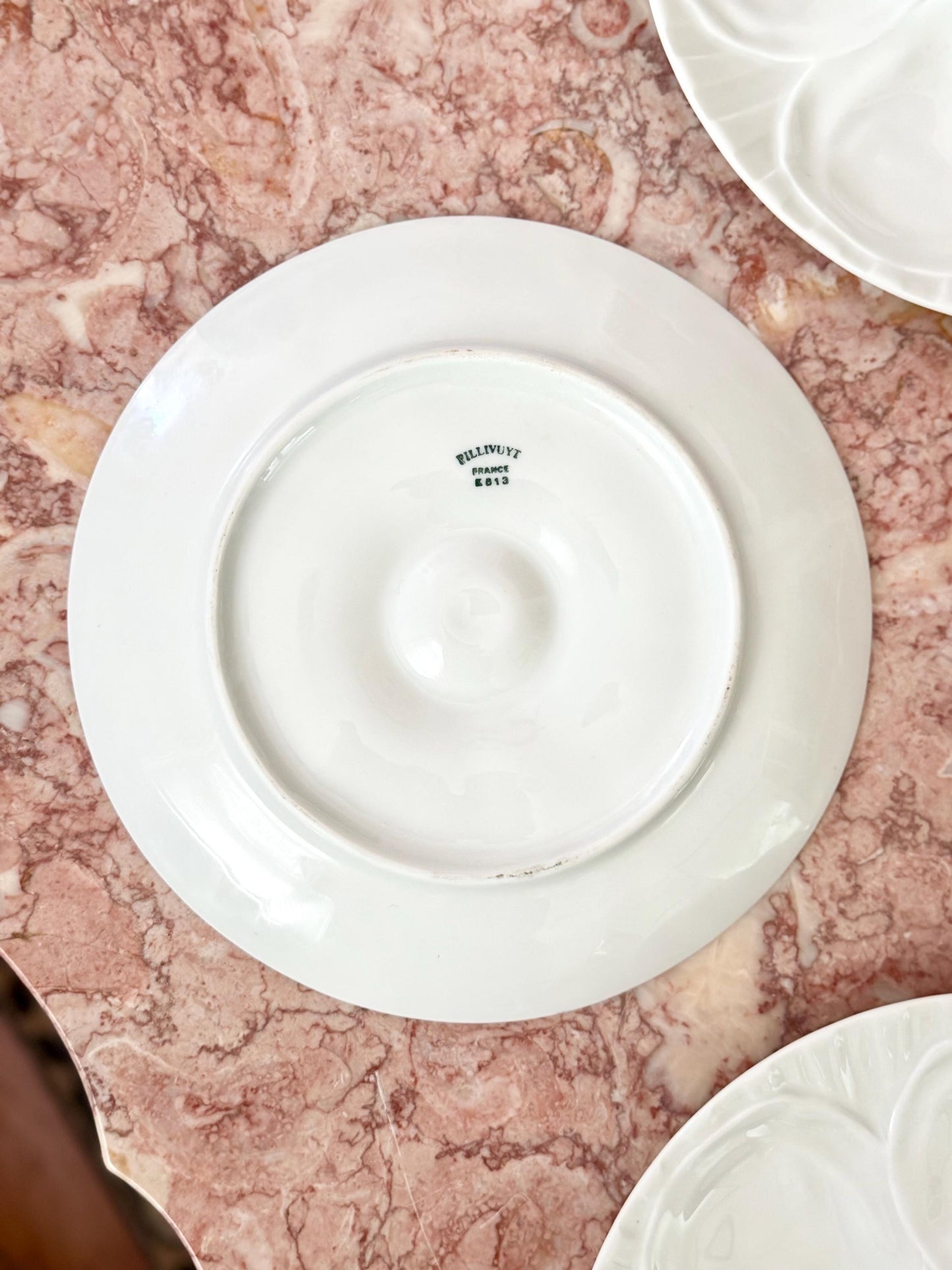 Pillivuyt French white oyster plate